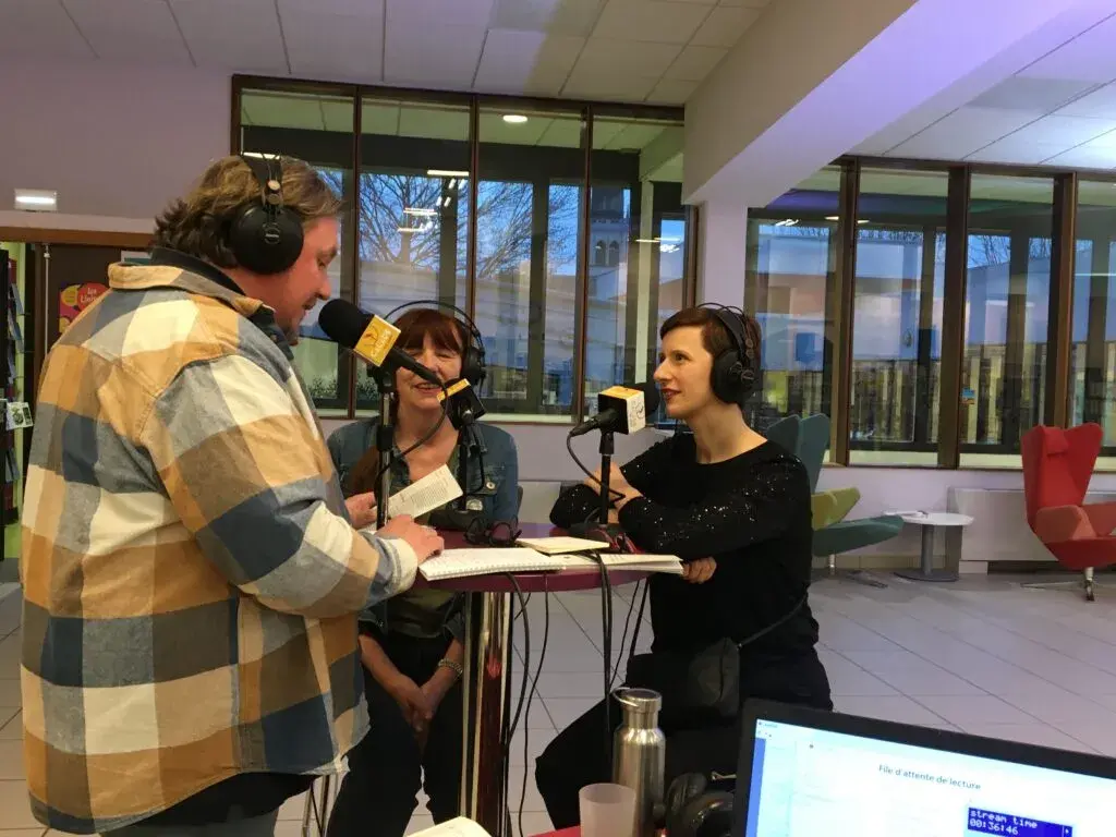 Radio calade 1